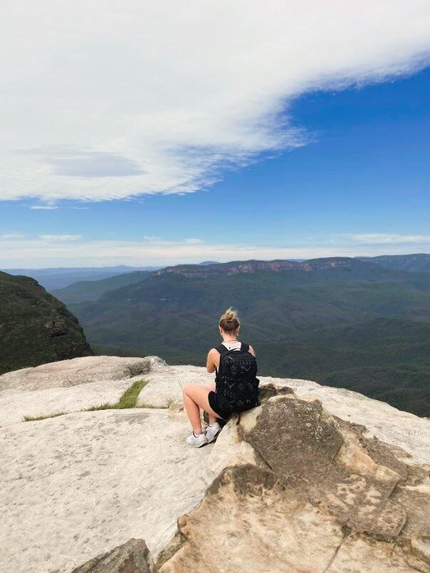 aifs-schueleraustausch-australien-orientation-days-blue-mountains-person-berg